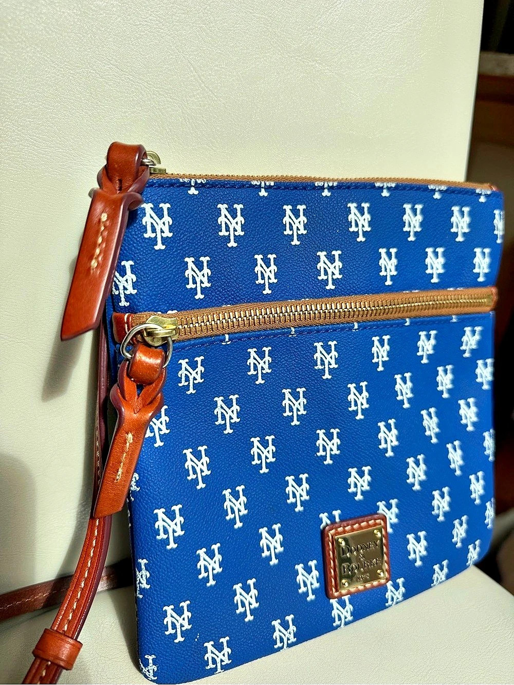 Dooney & Bourke MLB New York Mets Infield Zip Crossbody